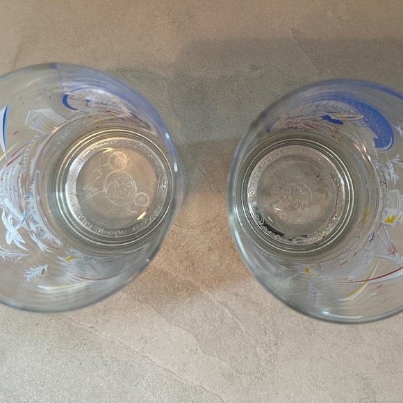 Set Of 2 Walt Disney World Remember The Magic 25th Anniversary Mickey Glasses - Picture 3 of 5